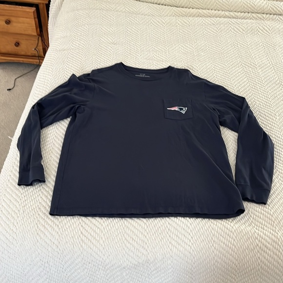 Vineyard vines NE Patriots long sleeve tshirt large - Picture 4 of 7